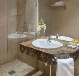 Baño con ducha