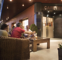 Cafetería mesas exteriores
